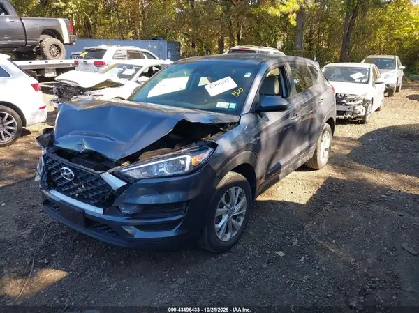 KM8J2CA40MU386995 2021 HYUNDAI TUCSON - Image 2