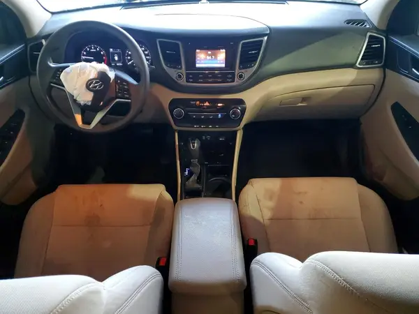 KM8J2CA41JU613073 2018 HYUNDAI TUCSON - Image 8