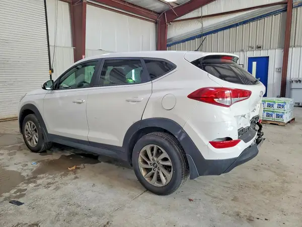 KM8J2CA41JU662788 2018 HYUNDAI TUCSON - Image 2