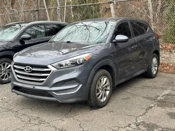 KM8J2CA41JU683690 2018 HYUNDAI TUCSON - Image 2