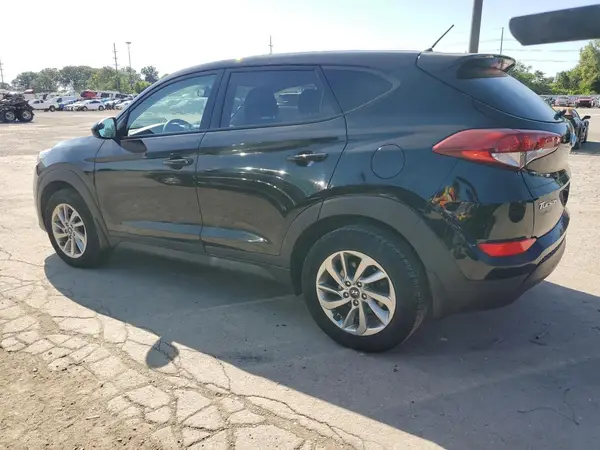 KM8J2CA41JU783692 2018 HYUNDAI TUCSON - Image 2