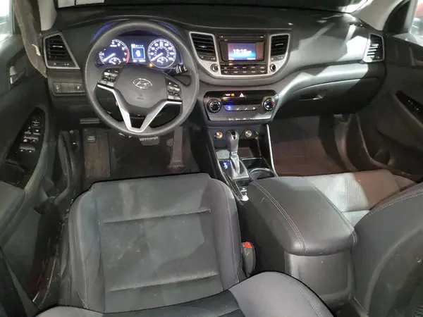 KM8J2CA41JU792487 2018 HYUNDAI TUCSON - Image 8