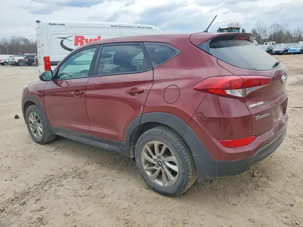 KM8J2CA41JU792828 2018 HYUNDAI TUCSON - Image 2