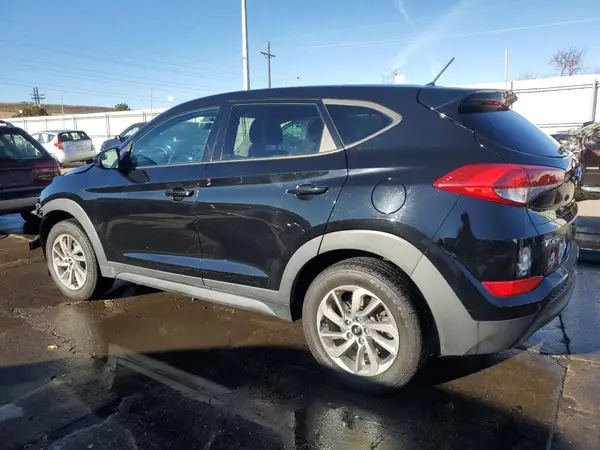 KM8J2CA41JU793641 2018 HYUNDAI TUCSON - Image 2