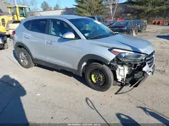 KM8J2CA41JU813466 2018 HYUNDAI TUCSON