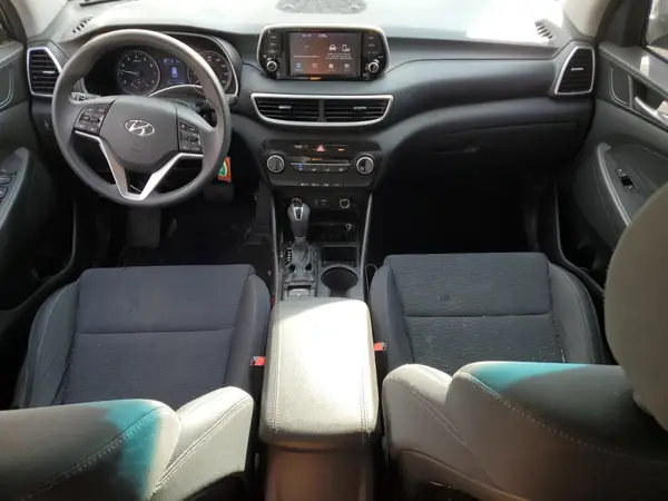 KM8J2CA41KU011825 2019 HYUNDAI TUCSON - Image 8