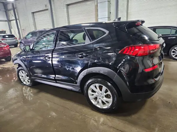 KM8J2CA41KU033968 2019 HYUNDAI TUCSON - Image 2