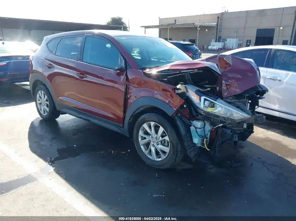 KM8J2CA41KU878870 2019 HYUNDAI TUCSON - Image 1