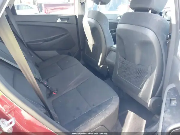 KM8J2CA41KU878870 2019 HYUNDAI TUCSON - Image 8