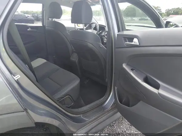 KM8J2CA41KU890677 2019 HYUNDAI TUCSON - Image 8