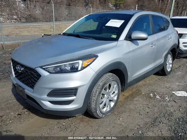 KM8J2CA41KU922415 2019 HYUNDAI TUCSON - Image 2