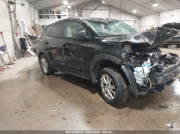 KM8J2CA41KU927792 2019 HYUNDAI TUCSON - Image 1