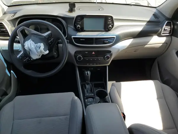 KM8J2CA41KU933561 2019 HYUNDAI TUCSON - Image 8