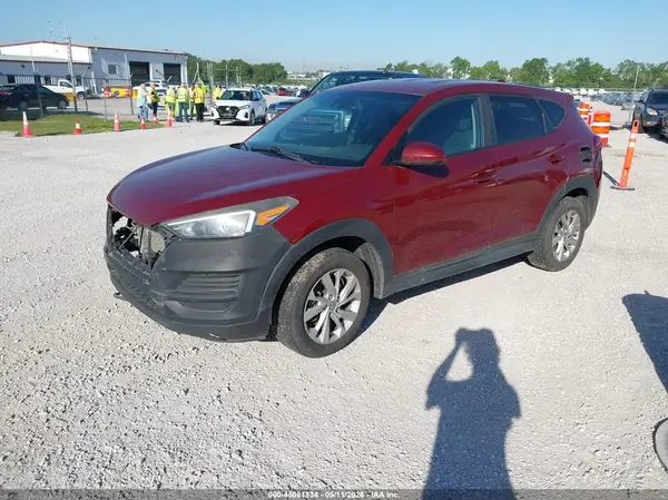 KM8J2CA41KU937061 2019 HYUNDAI TUCSON - Image 2