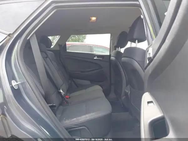 KM8J2CA41KU937965 2019 HYUNDAI TUCSON - Image 8