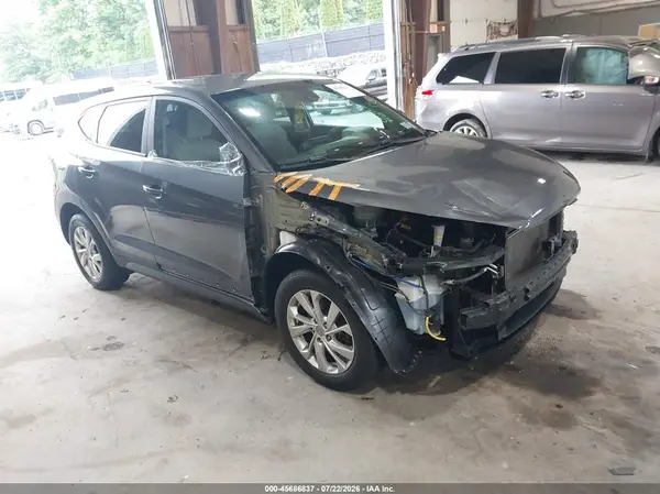 KM8J2CA41KU939523 2019 HYUNDAI TUCSON - Image 1