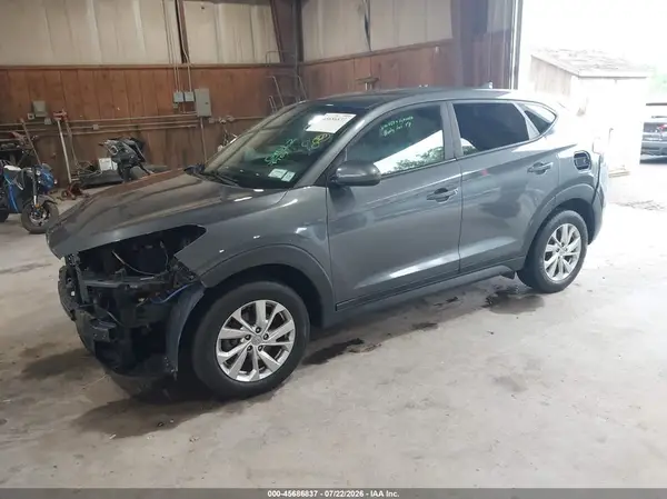 KM8J2CA41KU939523 2019 HYUNDAI TUCSON - Image 2