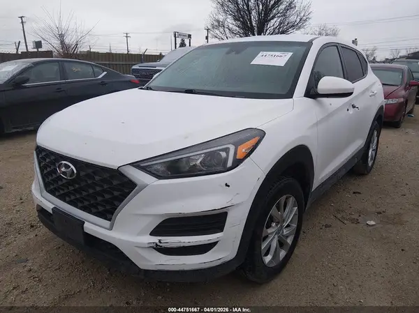 KM8J2CA41KU945953 2019 HYUNDAI TUCSON - Image 2