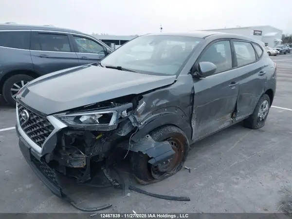 KM8J2CA41KU955012 2019 HYUNDAI TUCSON - Image 2