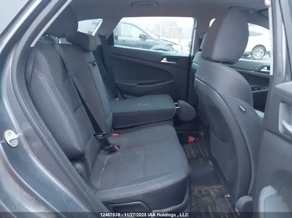 KM8J2CA41KU955012 2019 HYUNDAI TUCSON - Image 8