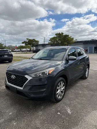 KM8J2CA41KU956337 2019 HYUNDAI TUCSON - Image 2
