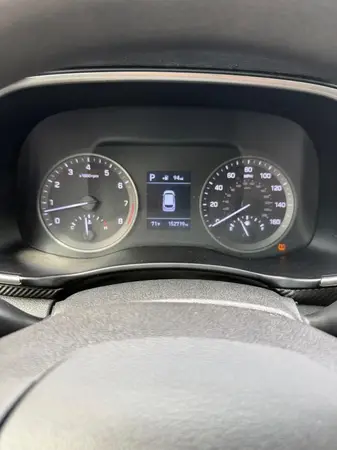 KM8J2CA41KU956337 2019 HYUNDAI TUCSON - Image 8