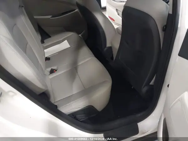 KM8J2CA41KU956760 2019 HYUNDAI TUCSON - Image 8