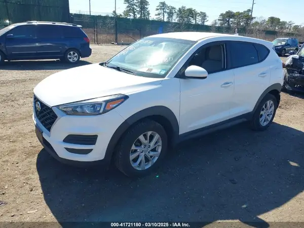 KM8J2CA41LU115264 2020 HYUNDAI TUCSON - Image 2