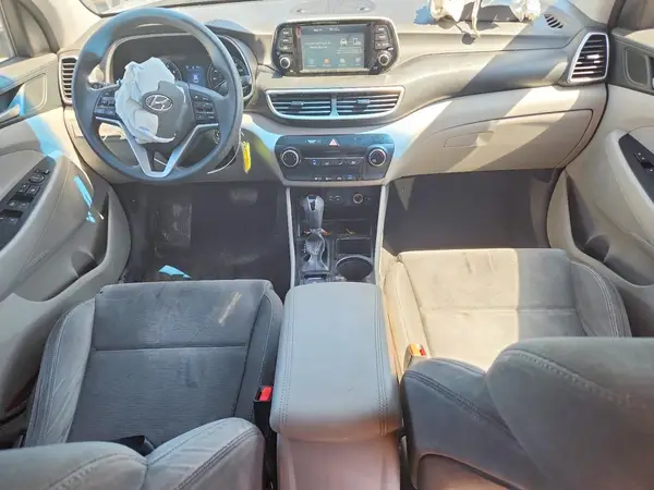 KM8J2CA41LU131576 2020 HYUNDAI TUCSON - Image 8