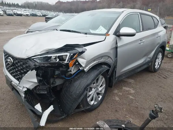 KM8J2CA41LU133554 2020 HYUNDAI TUCSON - Image 2