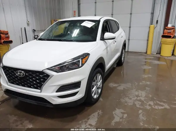 KM8J2CA41LU162763 2020 HYUNDAI TUCSON - Image 2