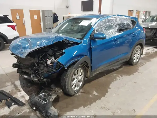 KM8J2CA41LU167672 2020 HYUNDAI TUCSON - Image 2