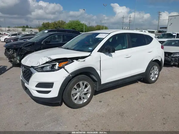 KM8J2CA41LU167946 2020 HYUNDAI TUCSON - Image 2