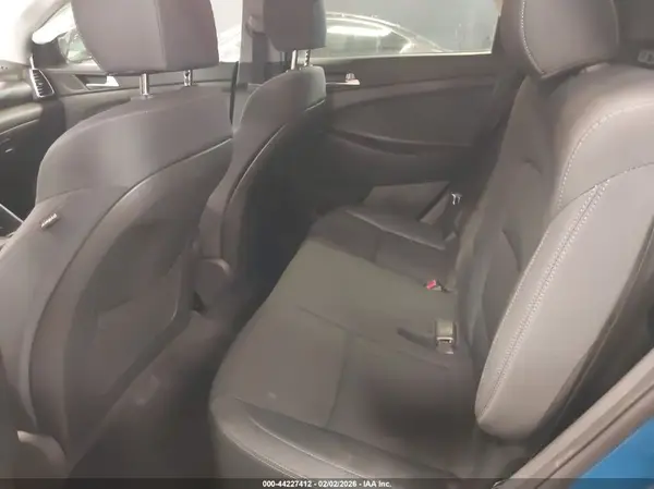 KM8J2CA41LU225957 2020 HYUNDAI TUCSON - Image 8