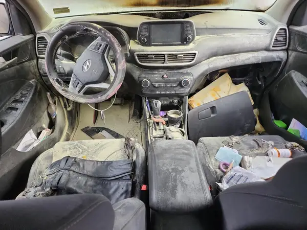 KM8J2CA41LU241365 2020 HYUNDAI TUCSON - Image 8