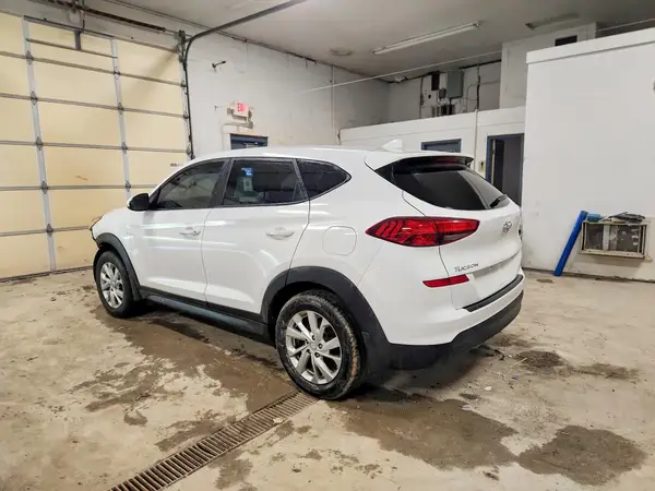 KM8J2CA41LU263527 2020 HYUNDAI TUCSON - Image 2