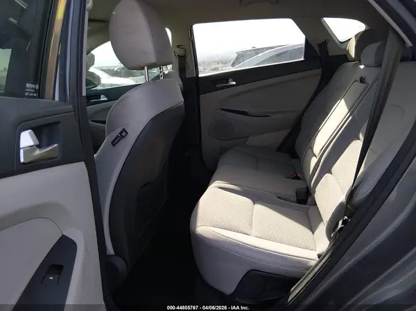 KM8J2CA41LU282322 2020 HYUNDAI TUCSON - Image 8