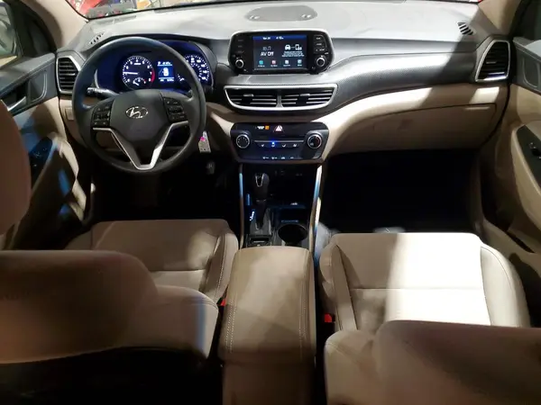 KM8J2CA41MU331925 2021 HYUNDAI TUCSON - Image 8