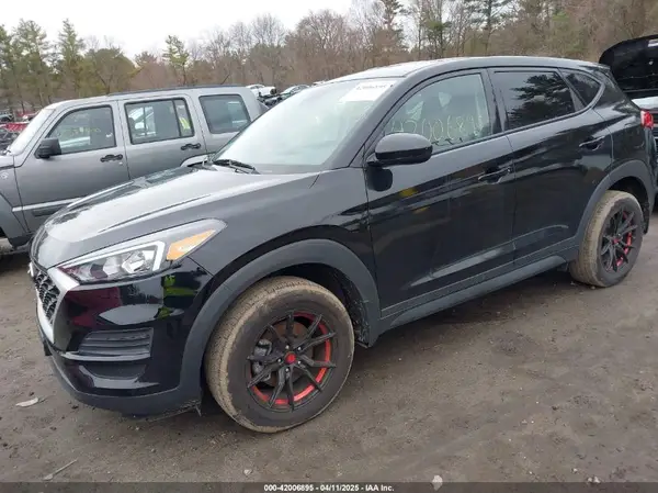 KM8J2CA41MU348241 2021 HYUNDAI TUCSON - Image 2