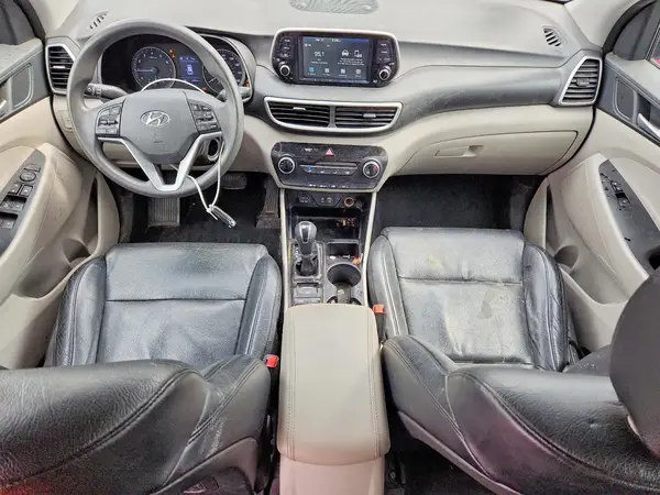 KM8J2CA41MU383720 2021 HYUNDAI TUCSON - Image 8