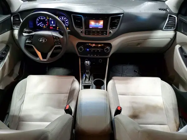 KM8J2CA42JU614507 2018 HYUNDAI TUCSON - Image 8