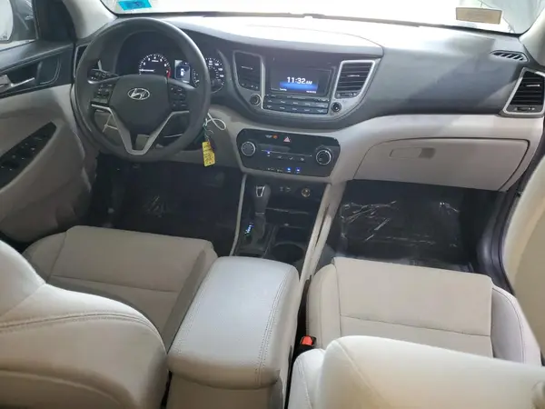 KM8J2CA42JU647815 2018 HYUNDAI TUCSON - Image 8