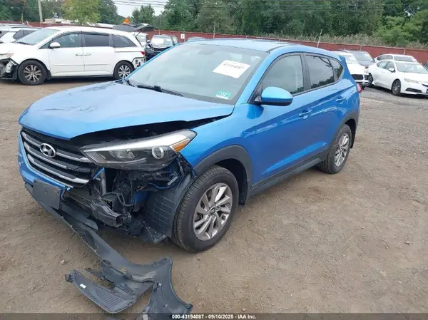 KM8J2CA42JU652027 2018 HYUNDAI TUCSON - Image 2