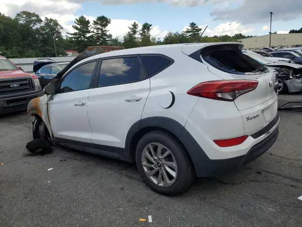 KM8J2CA42JU659625 2018 HYUNDAI TUCSON - Image 2