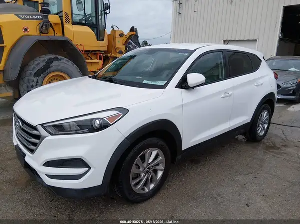 KM8J2CA42JU702571 2018 HYUNDAI TUCSON - Image 2