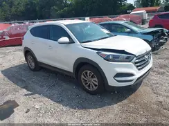 KM8J2CA42JU765122 2018 HYUNDAI TUCSON