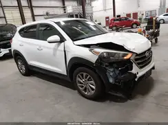 KM8J2CA42JU765167 2018 HYUNDAI TUCSON