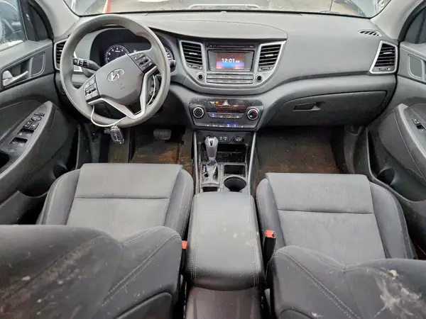KM8J2CA42JU835556 2018 HYUNDAI TUCSON - Image 8
