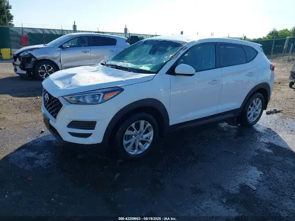KM8J2CA42KU006763 2019 HYUNDAI TUCSON - Image 2