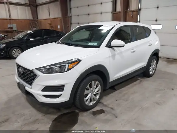KM8J2CA42KU010361 2019 HYUNDAI TUCSON - Image 2